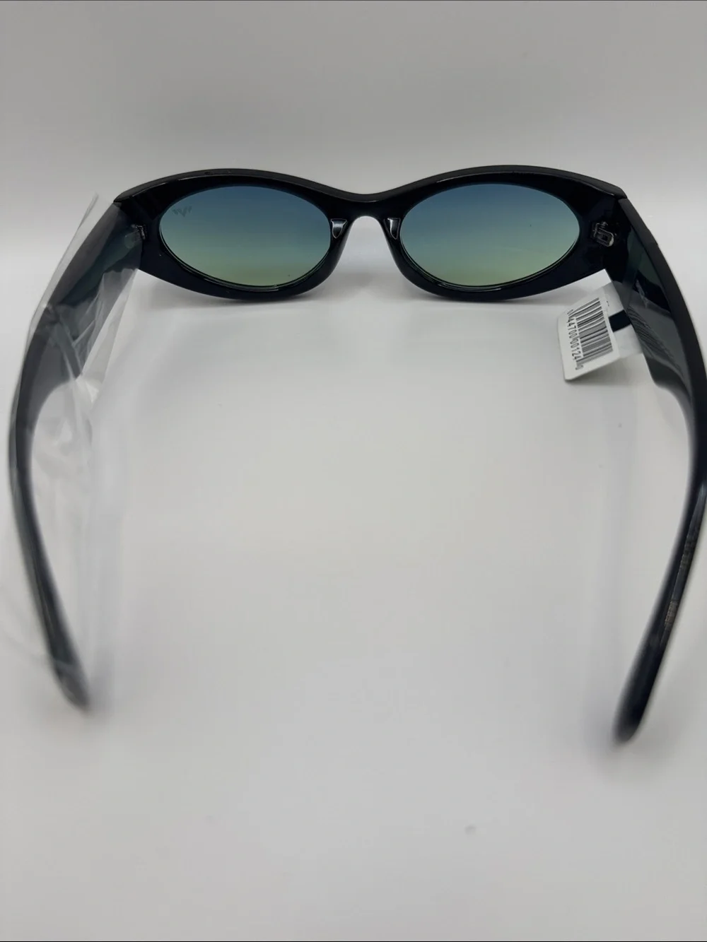 N/A stylish black